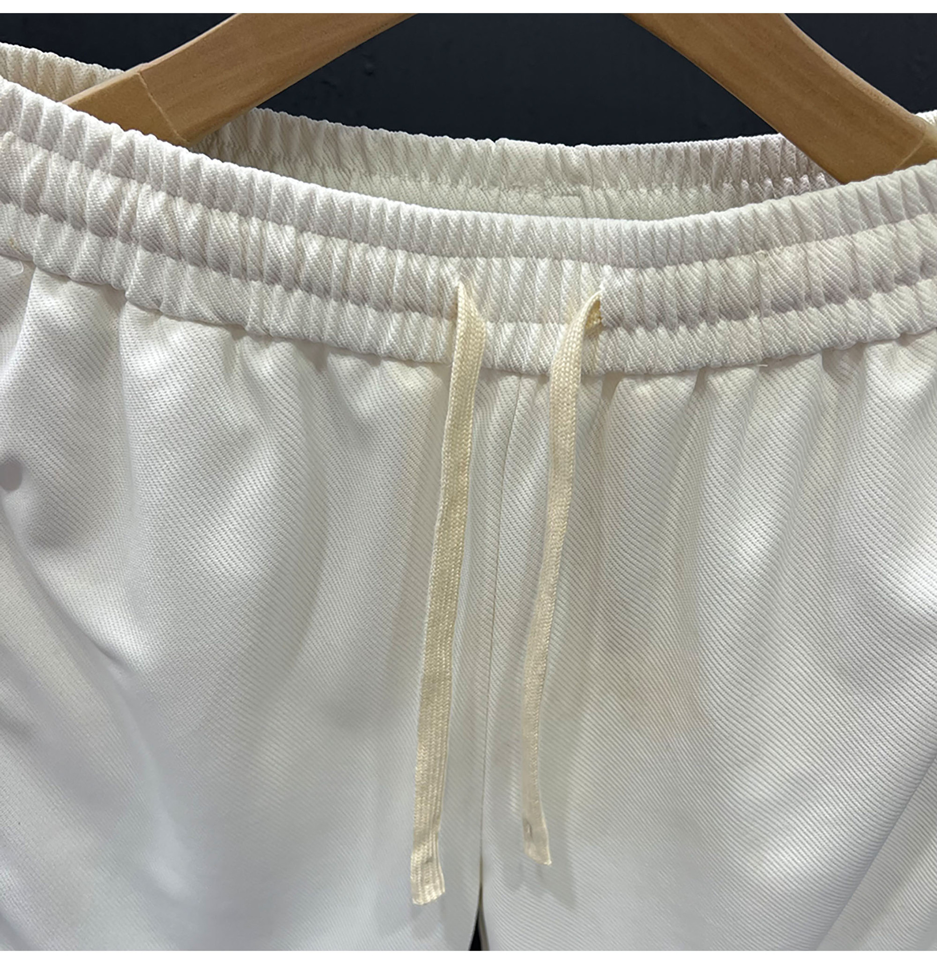 Pantaloncini sportivi estivi alla moda di Instagram, pantaloni Pent impiombati a linea aperta, pantaloncini larghi casual da uomo_voghion.com