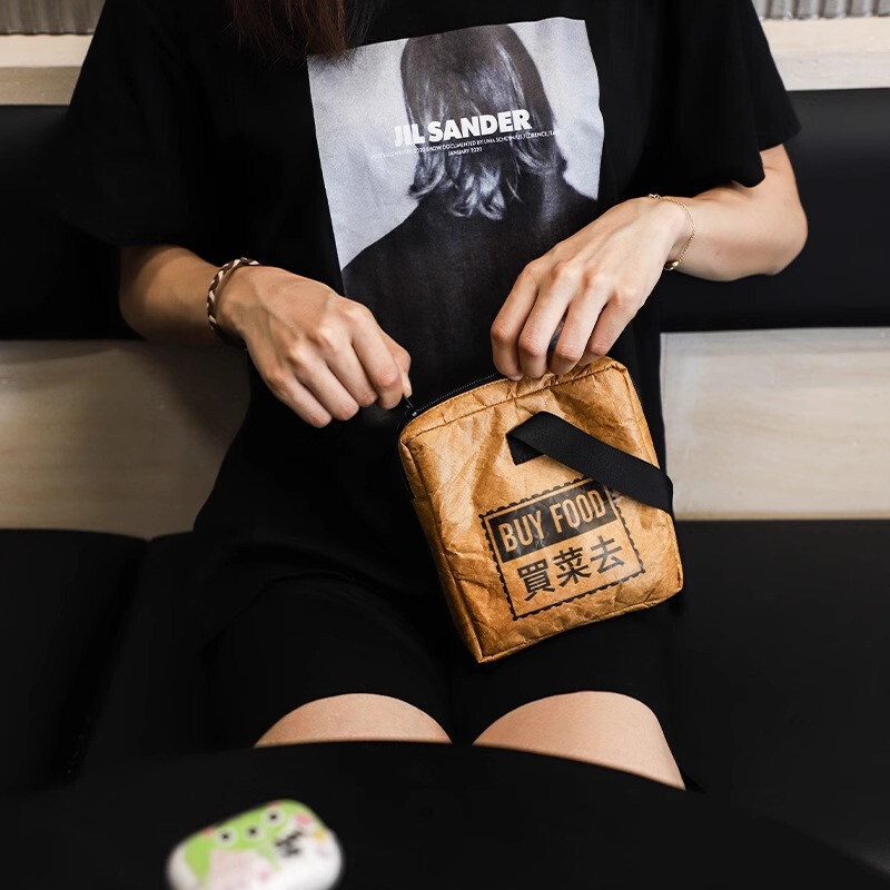 Nordic Style Retro DuPont Paper Coin Purse Women's Portable Niche Handbag Food Buying Mobile Phone Handbag