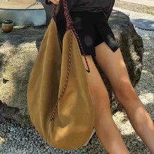 新品网红同款时尚百搭麂皮绒大容量设计单肩腋下编绳包包