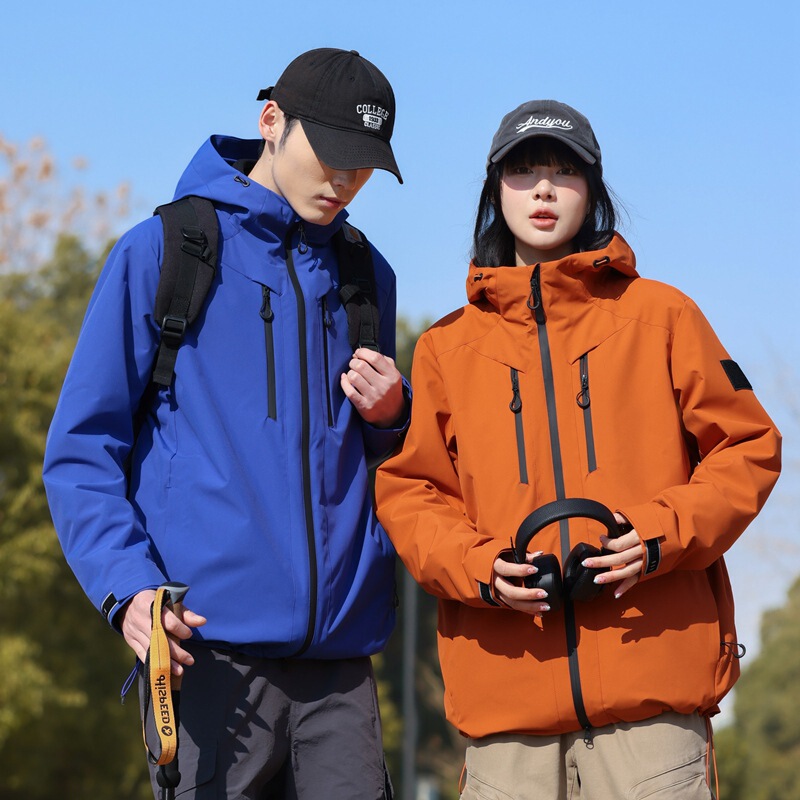 Spring, Autumn and Winter Live Broadcast Popular Men's Couple Trendy Brand Outdoor Soft Shell Jacket Jacket Couple Men's Casual