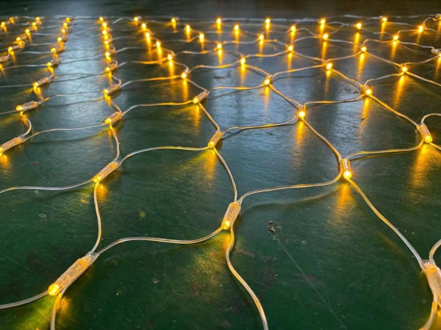 Luz solar de red de pesca LED lámpara de jardín rural lámpara decorativa al aire libre lámpara de color resistente al agua lámpara de rejilla 2026 nuevo