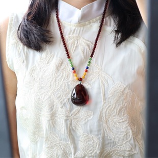 Baltic Natural Blood Purple Amber Beeswax Unisex Blood Purple Water Drop Pendant Men's and Women's Sweater Necklace