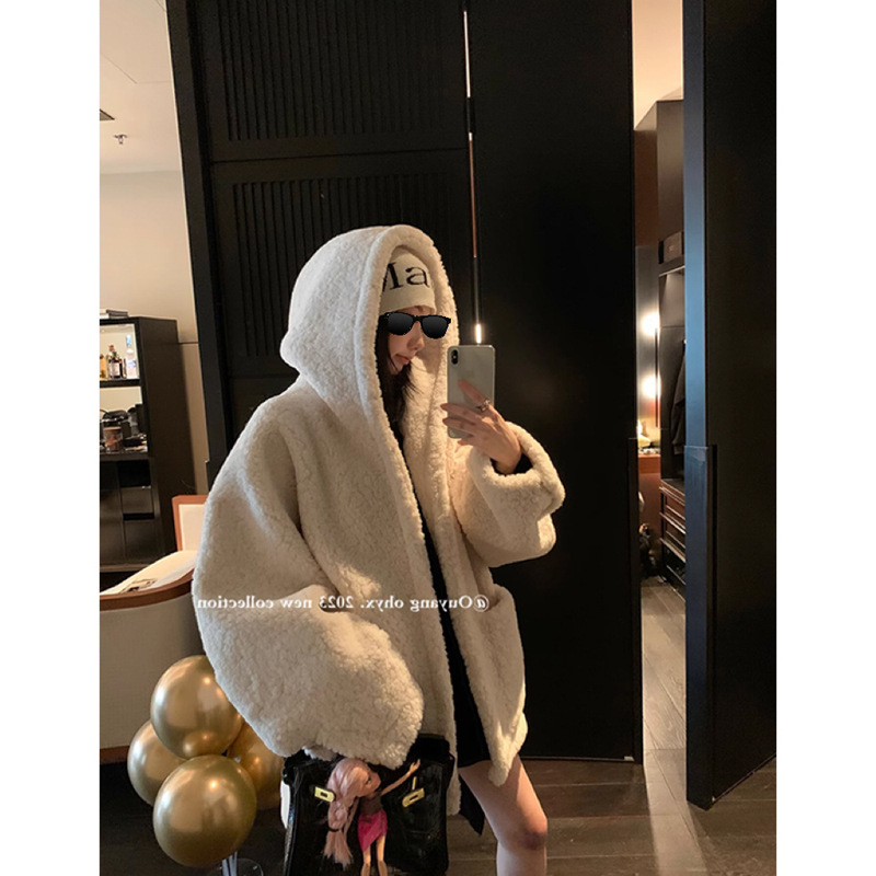 Ouyang Lamb Wool Hooded Fur Women's Winter New Fur One-Piece Outwear Thickeneded Loose Retro Outwear