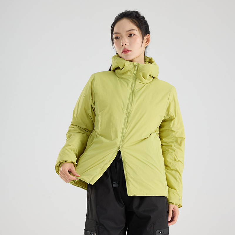 Wholesale outdoor jackets, cotton coats with graphene lining, thickened for winter cold protection, warm and waterproof outdoor mountaineering clothing for men