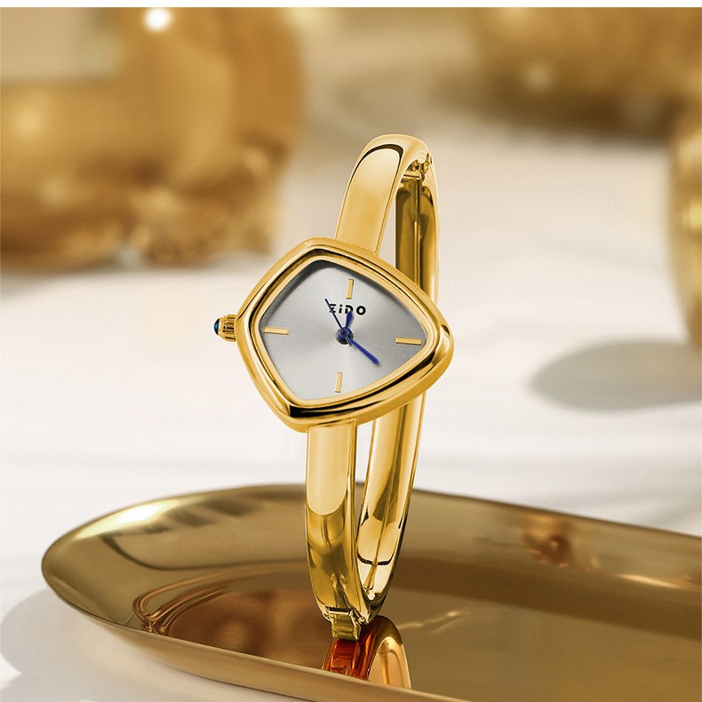 Foreign Trade New Bracele Exquisie Fashion High-end Feel Women's Live Sreaming Cross-border Wach Women Simple_voghion.com