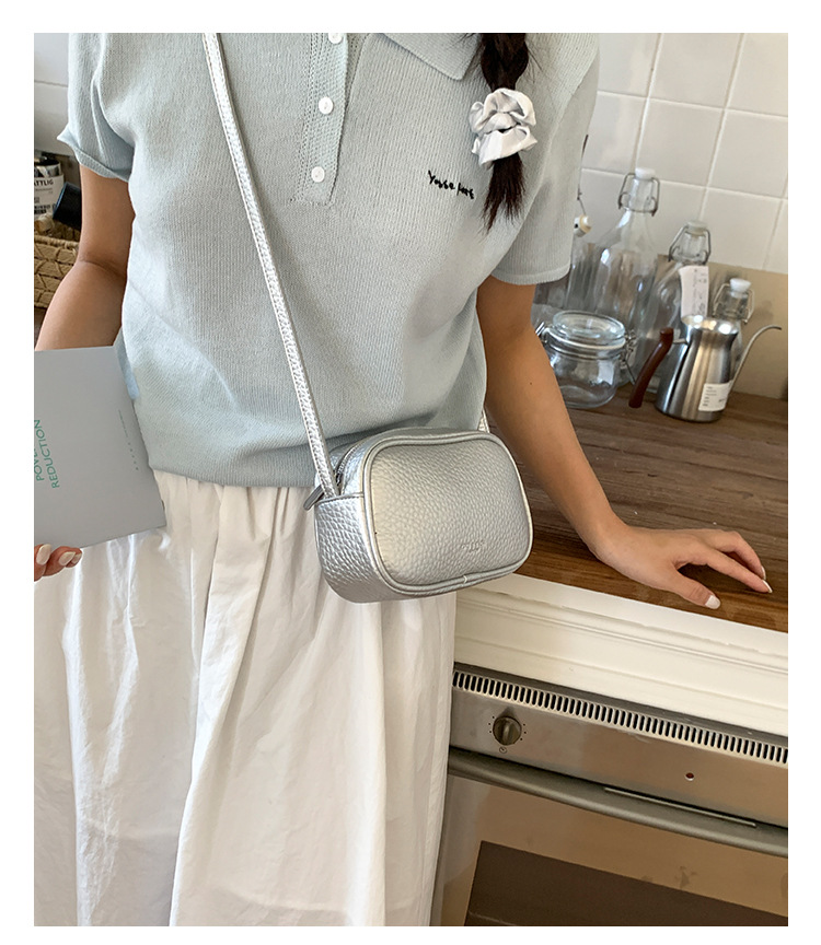 Fashionable and casual small square bag for women, 2025 summer new style personalized crossbody bag, versatile solid color lychee pattern single-shoulder bag undefined