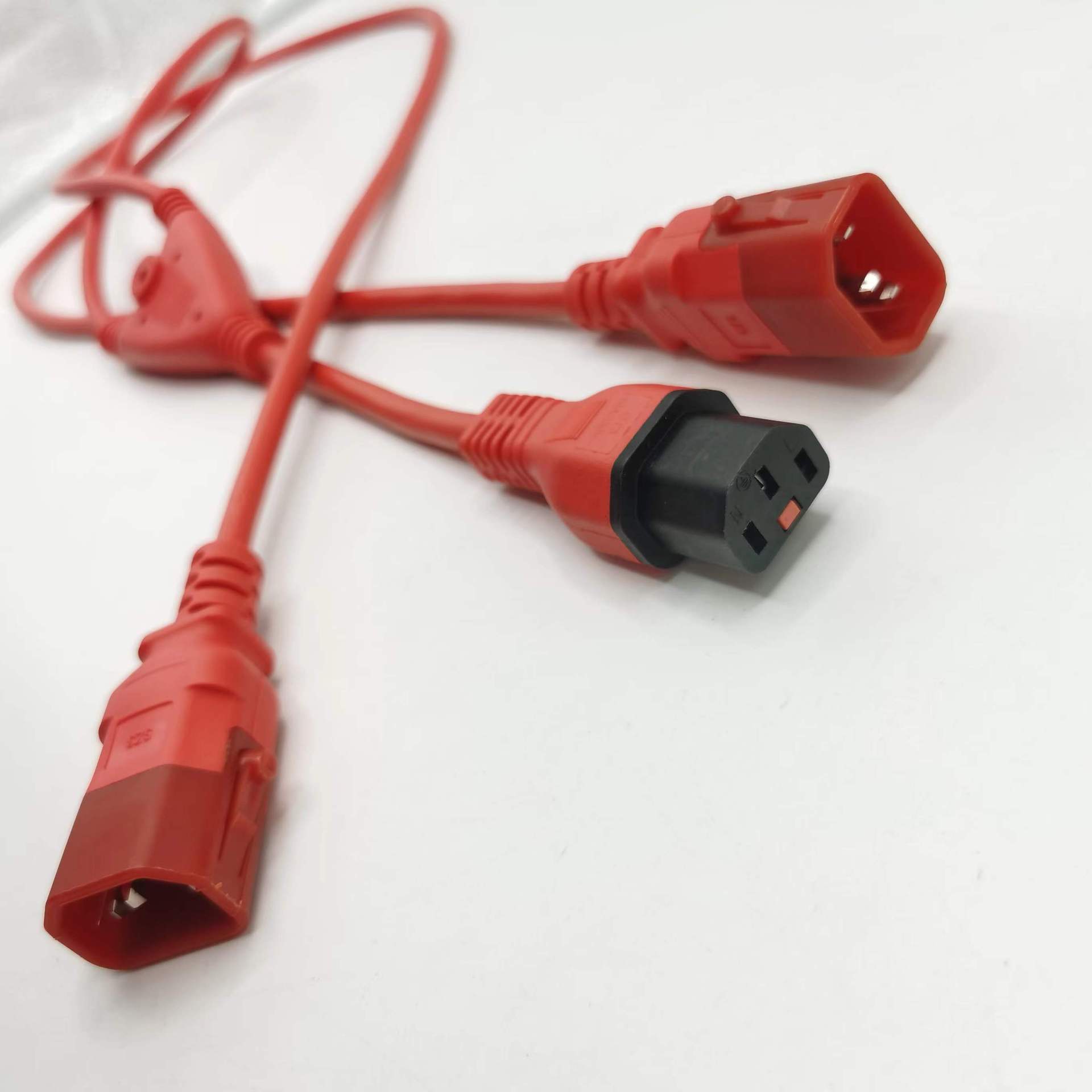 供应 C13转C14品字尾带锁公插电源线 C19转C20对插电源延长线