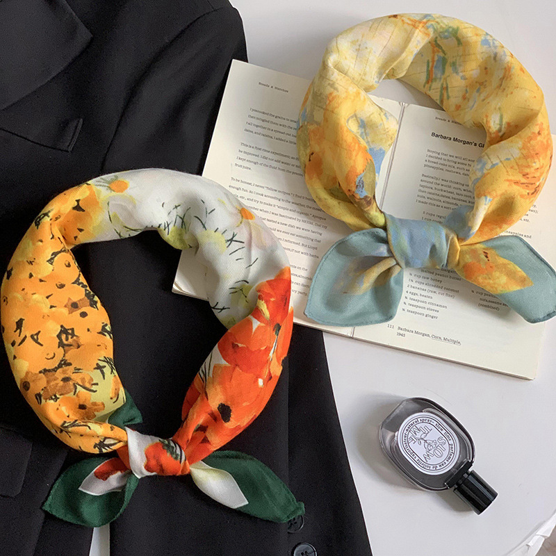 Bufandas de seda cuadrada alta sensación 2025 nueva impresión coreana de 65cm bufandas de seda cuello bufandas bufandas al por mayor