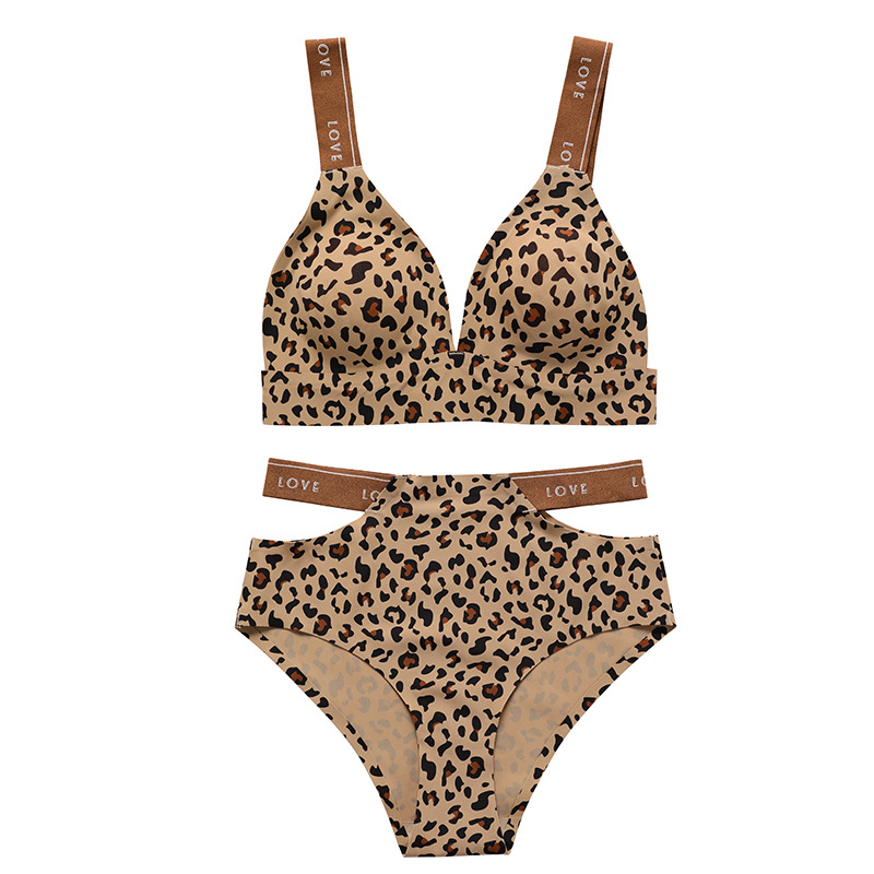 European and American Large Size Intimates Set Sexy Letter Shoulder Straps Comfortable Ice Silk Seamless Leopard Print Temptation Women's Bra