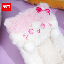 乐带新品现货毛绒可爱卡套韩版少女追星卡展示挂件学生照片卡包