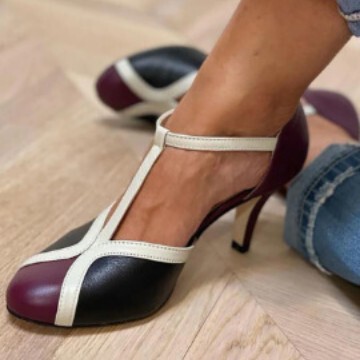 Cross-Border Export Model 2024 Summer High-Heeled Fashion Round Toe 40-43 Large Size Color Matching Open-Toe Sandals