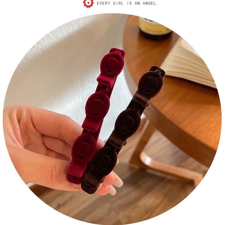 Otoño e Invierno simple Bangs clip lateral flocado trenzado clip de pelo frente horquilla lateral hembra estilo Chanel retro Dama