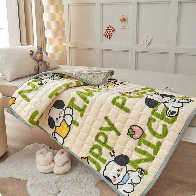 Наматрасник из молочного велюра класса А, складной, теплый, для общежитий, защита от клещей, утолщенный.