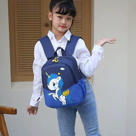 中大学生书包;休闲背包;女士单肩包