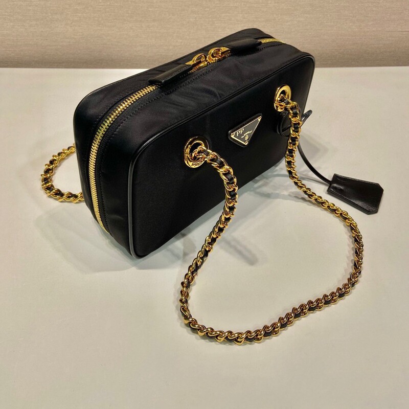 P Lada Satchel Tote Bag New Women's Small Parachute Chain Armpit Bag Shoulder Bag 1Bb121A
