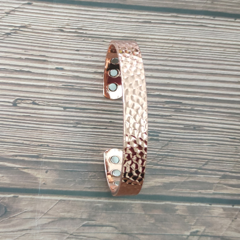 1 Piece Quantity Simple Style Classic Style Solid Color Copper Magnetic Men's Bangle Men Cuff & Bangle