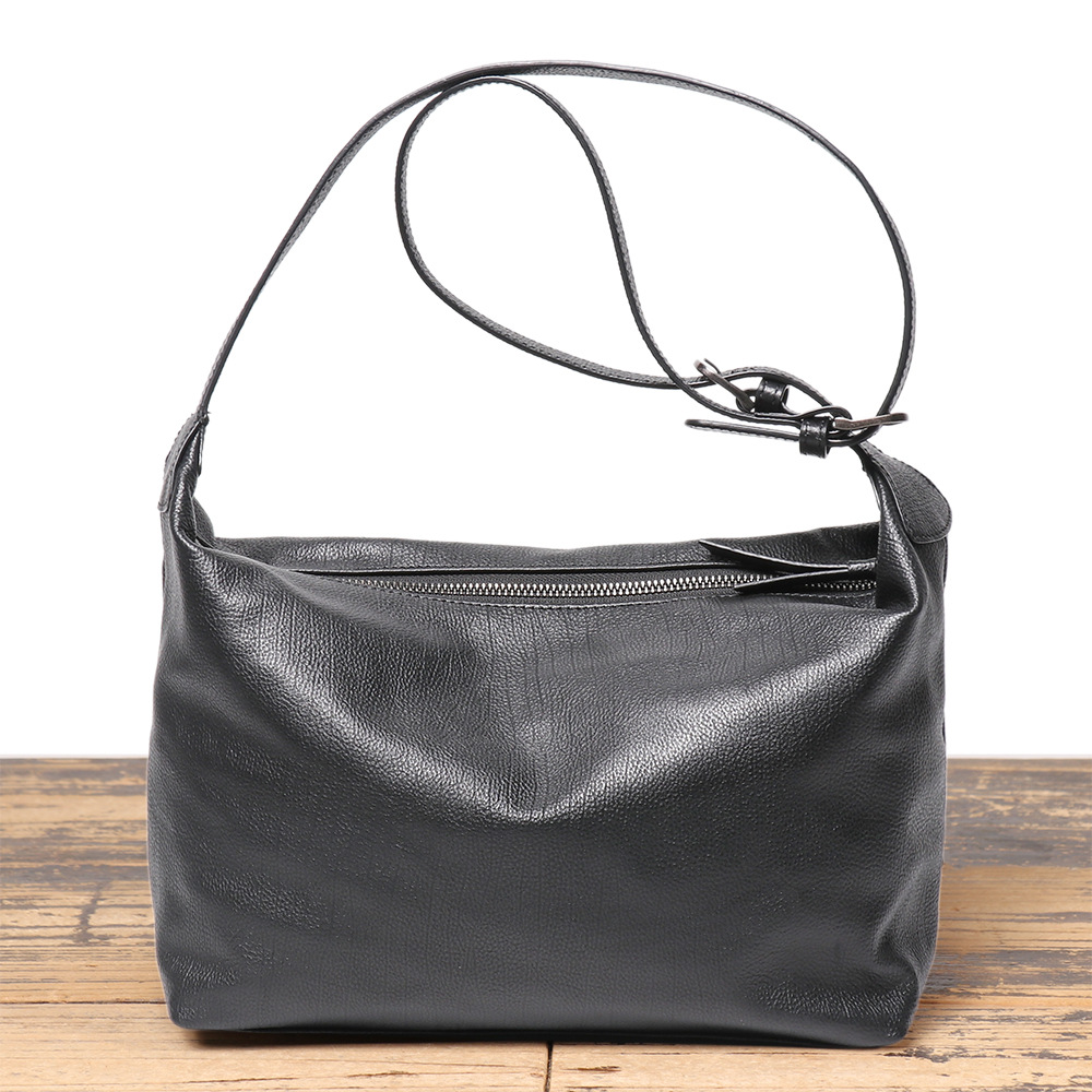 Japanese And Korean Style Simple Fashion Solid Color Shoulder Bag Top Grain Cowhide Crossbody Commuter Bag Genuine Leather Minimalist Individual Hobo Bag - Thumbnail 6