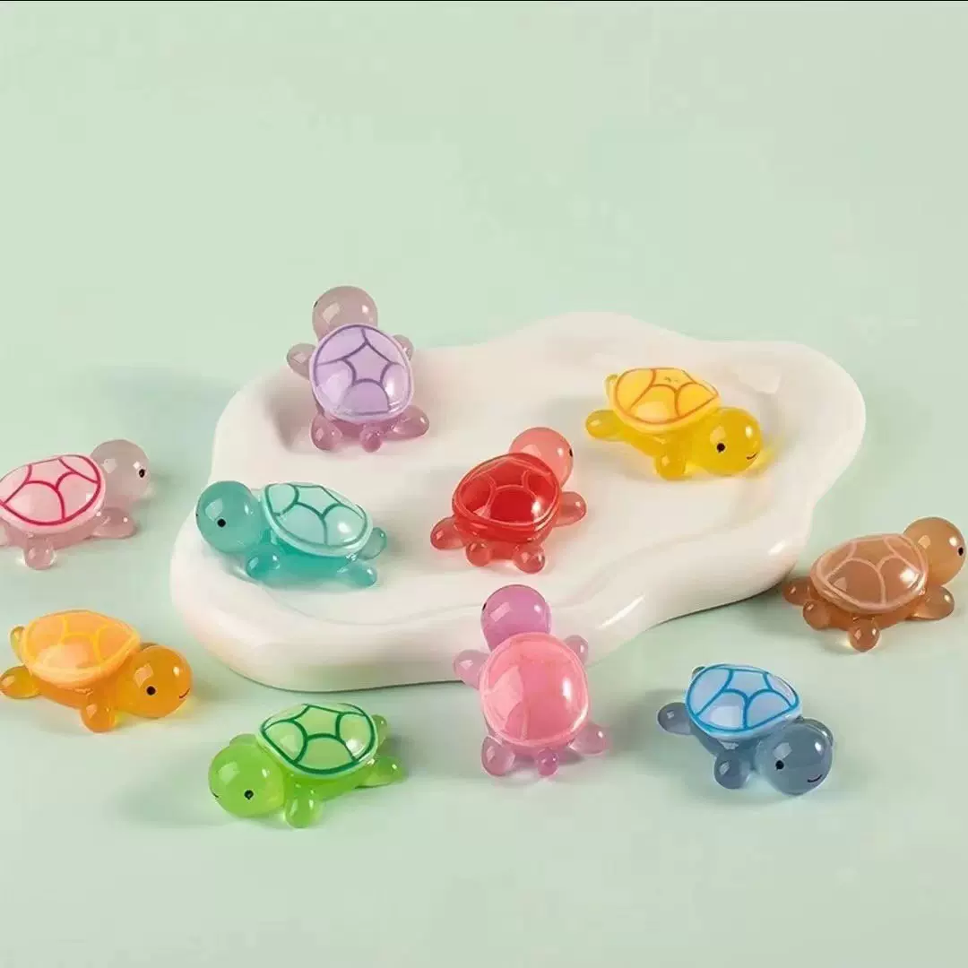 抖音网红夜光乌龟微景观创意diy饰品配件对对碰盲袋树脂摆件批发