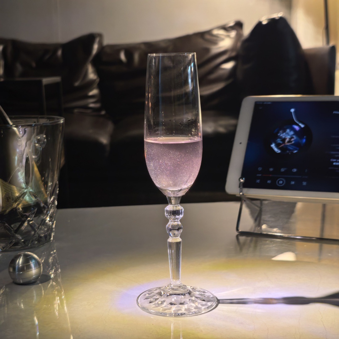 Vaso de champán de alto valor Vaso de diamante creativo Vaso de cristal de lujo ligero Vaso de cóctel Vaso de burbujas