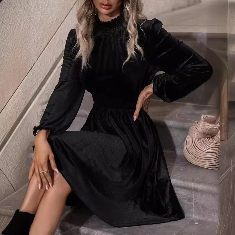 2023 Amazon cross-border autumn and winter new European and American women's velvet long sleeve dress solid color slim fashion dress