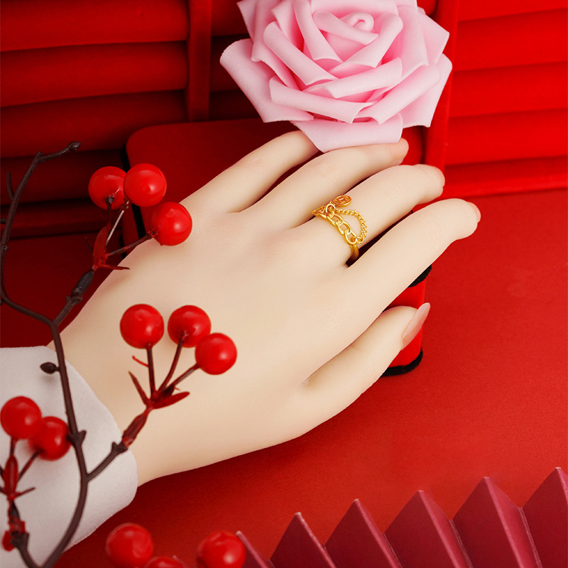 El nuevo anillo de oro de arena no se desvanece durante mucho tiempo anillo abierto anillo femenino diseño de nicho anillo de cola de oro de imitación avanzado