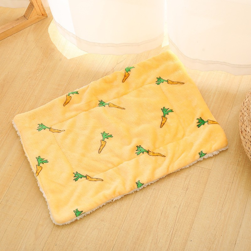 Manta del animal doméstico perro Esterillas invierno gato nido caliente dormir cuatro estaciones universal perrera mascota en stock al por mayor