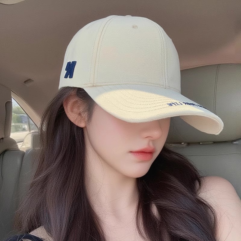 American-Style Baseball Cap with Wide Brim, Makes Face Look Smaller, Fashionable Embroidered Letters, Deep and Enlarged Hard-Brimmed Duckbill Cap for Women