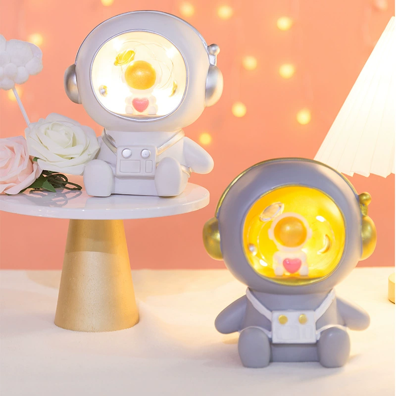 Astronaut night light (Nordic) piggy bank, LED bedroom lamp, cute birthday gift