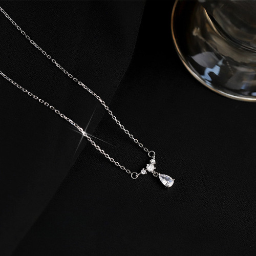 S925 sterling silver water drop necklace women's niche design light luxury diamond clavicle chain high-end fashion new jewelry