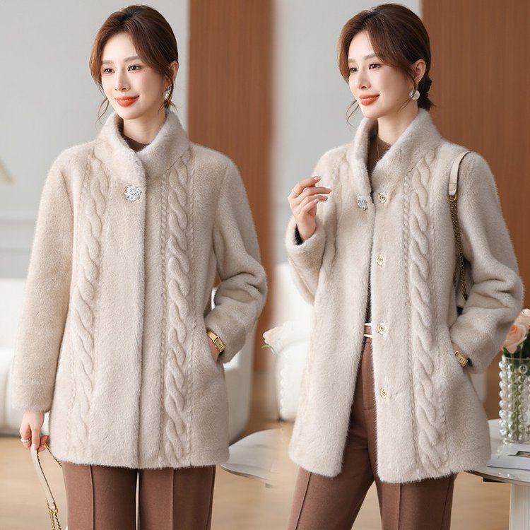 妈妈冬装立领中长款水貂绒外套2024新款中老年女高贵洋气皮草大衣