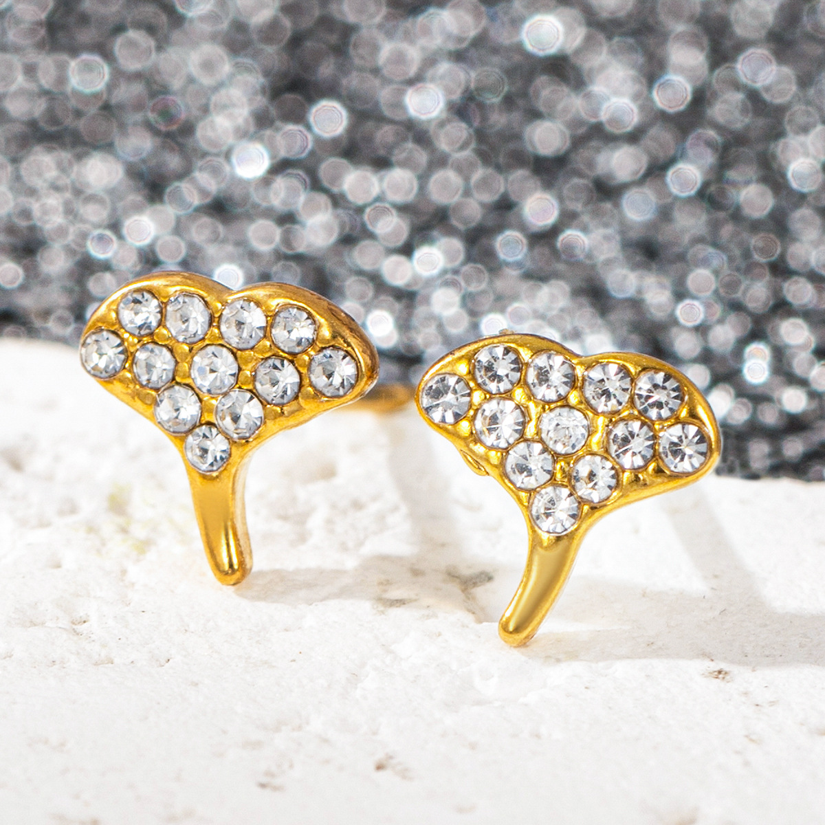 5g Weight 304 Stainless Steel Ear Needle Material 18K Gold Plated Plating Material Ear Studs Classification 1 Pair Quantity Daily Occasion Titanium Steel Material U Shape, Four Leaf Clover, Heart Shape Pattern All Seasons Season Women's Gender Elegant Style 1 Pair Elegant U Shape Four Leaf Clover Heart Shape Titanium Steel 18K Gold Plated Ear Studs 28
