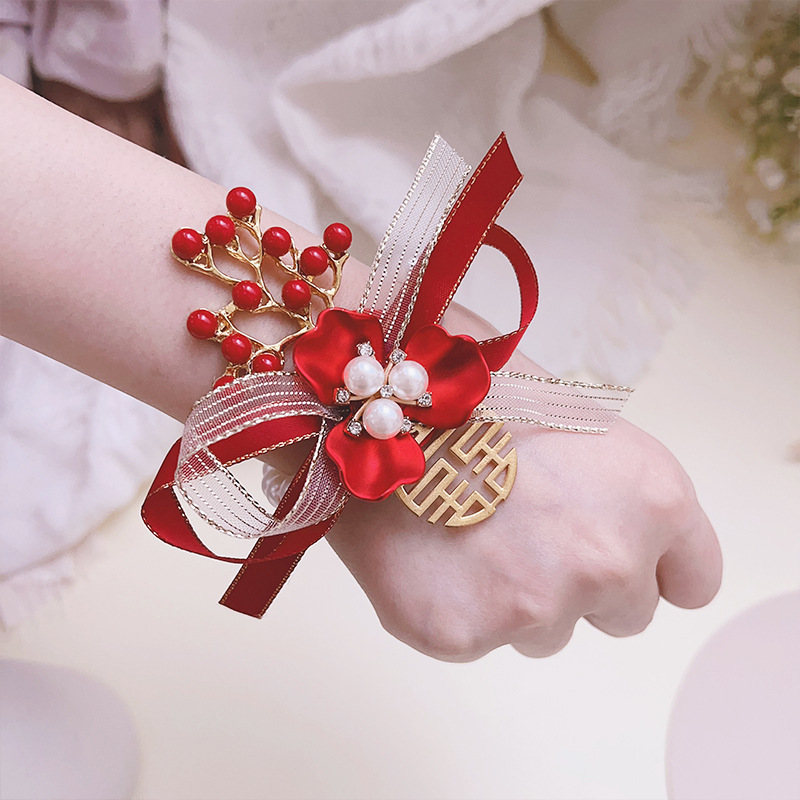 花嫁の手首の花の花嫁の姉妹団の手の花の森は韓国式の結婚式を結びます。|undefined