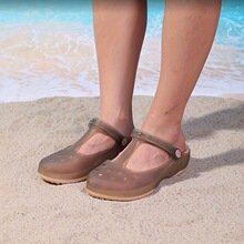 E 17815 Women thick sole jelly clogs Ůʿ��׹���Ь�羳