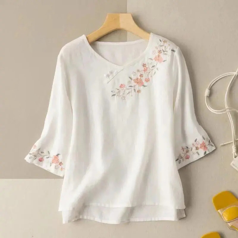 China Wind-Clasp Embroidered Shirt For Women Artistic Retro Summer Cotton-Linen Loose-Fitting Embroidered Top With Sev_ecoleips.com