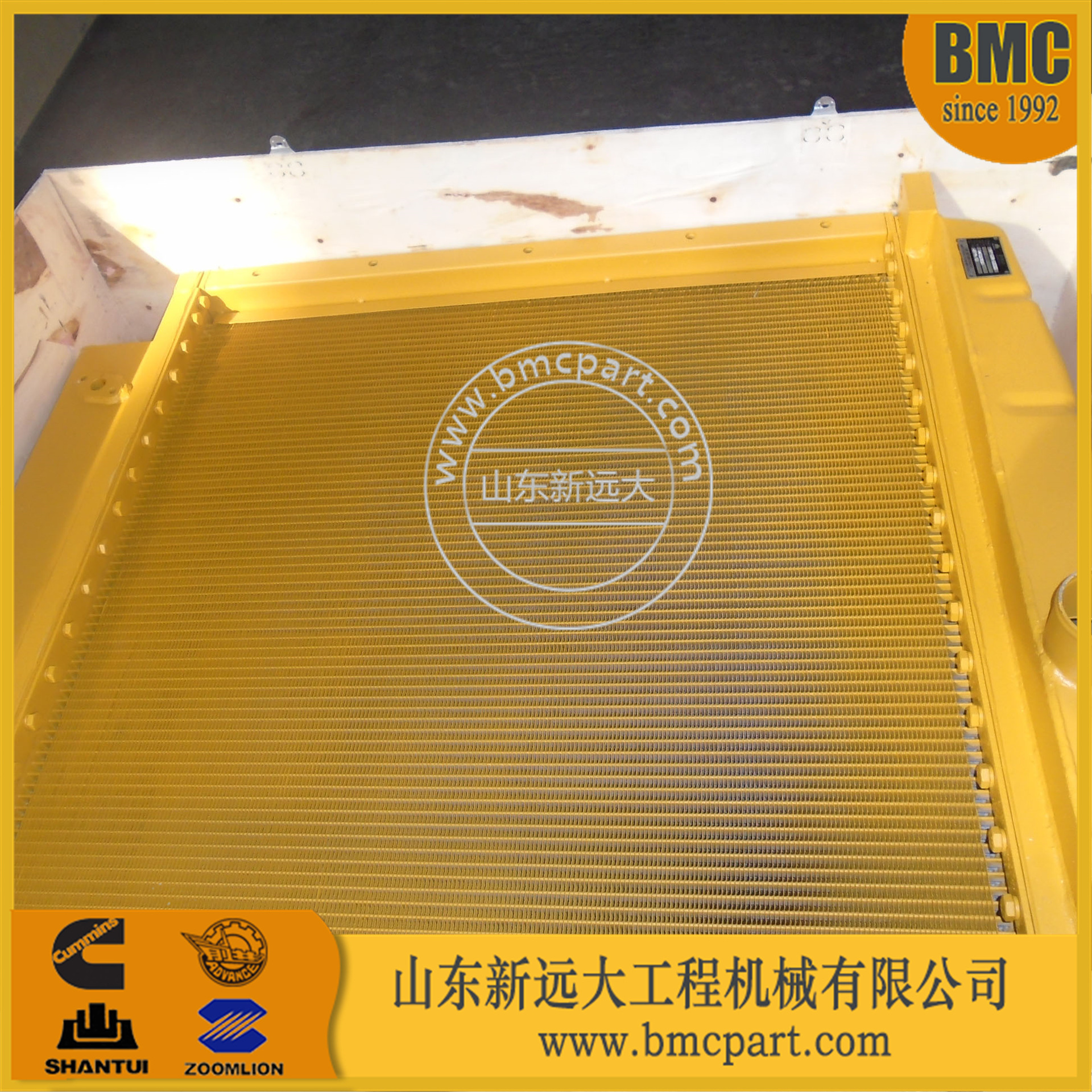 山推 SD22F伐木型推土机水箱23y-03b-00000 推土机水箱散热器