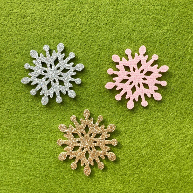 Factory Direct Sales of New Creative Gold Powder Snowflakes, Cross-Border Best-Selling Christmas Decorations, Christmas Tree Hairpin Decoration Accessories