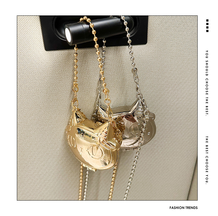 Cartoonish, mini and cute zinc alloy small bag for women, 2025 new style, stylish single-shoulder bag, crossbody chain and metal full figure