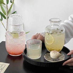 レトロな彫刻が施されたポットとカップのガラスティーセット、見栄えの良い中国のアフタヌーンティーセット、1人用ティーセットとウォーターカップ