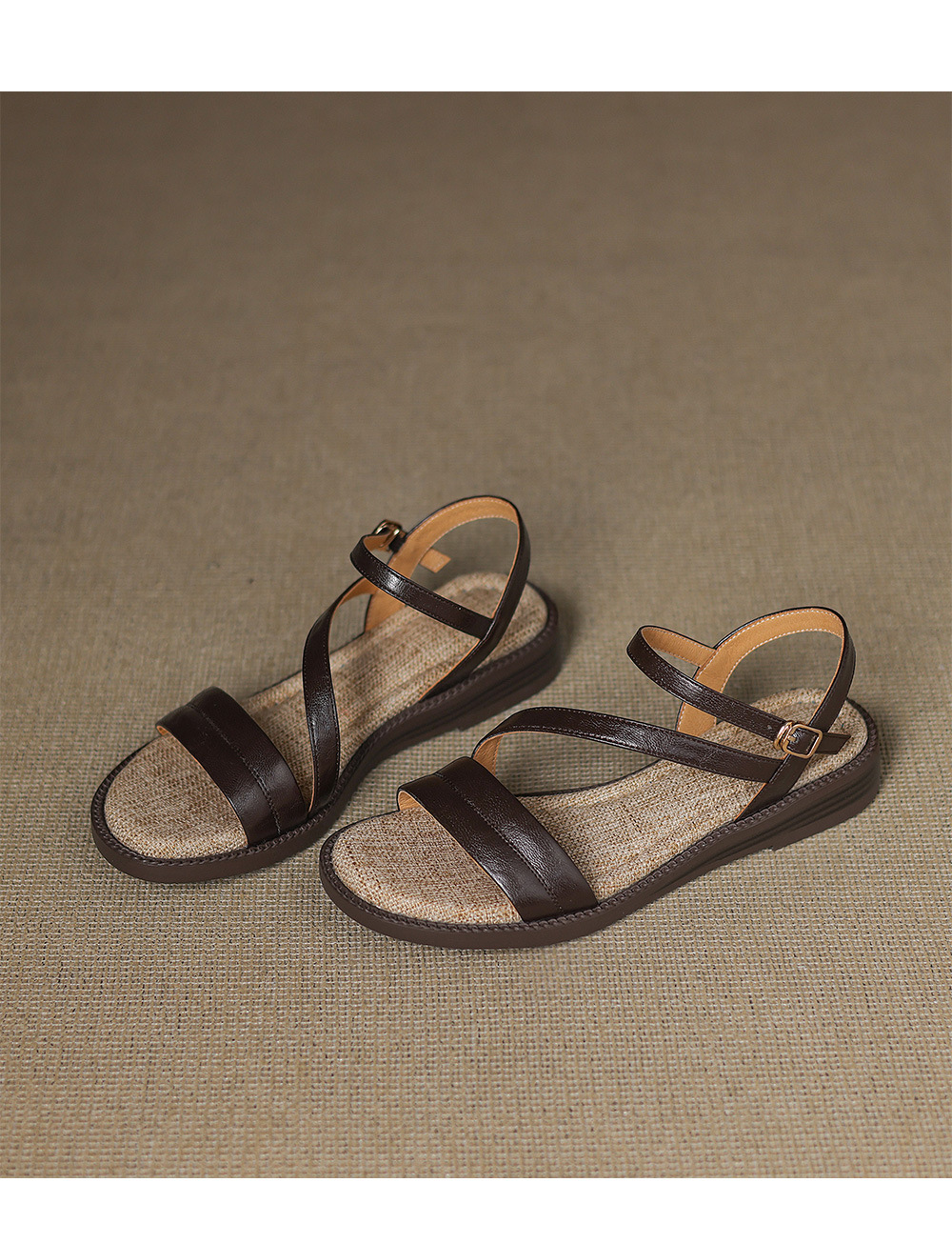 Dép sandal nữ xỏ ngón đế bệt quai ngang khóa — màu nâu chi tiết 15