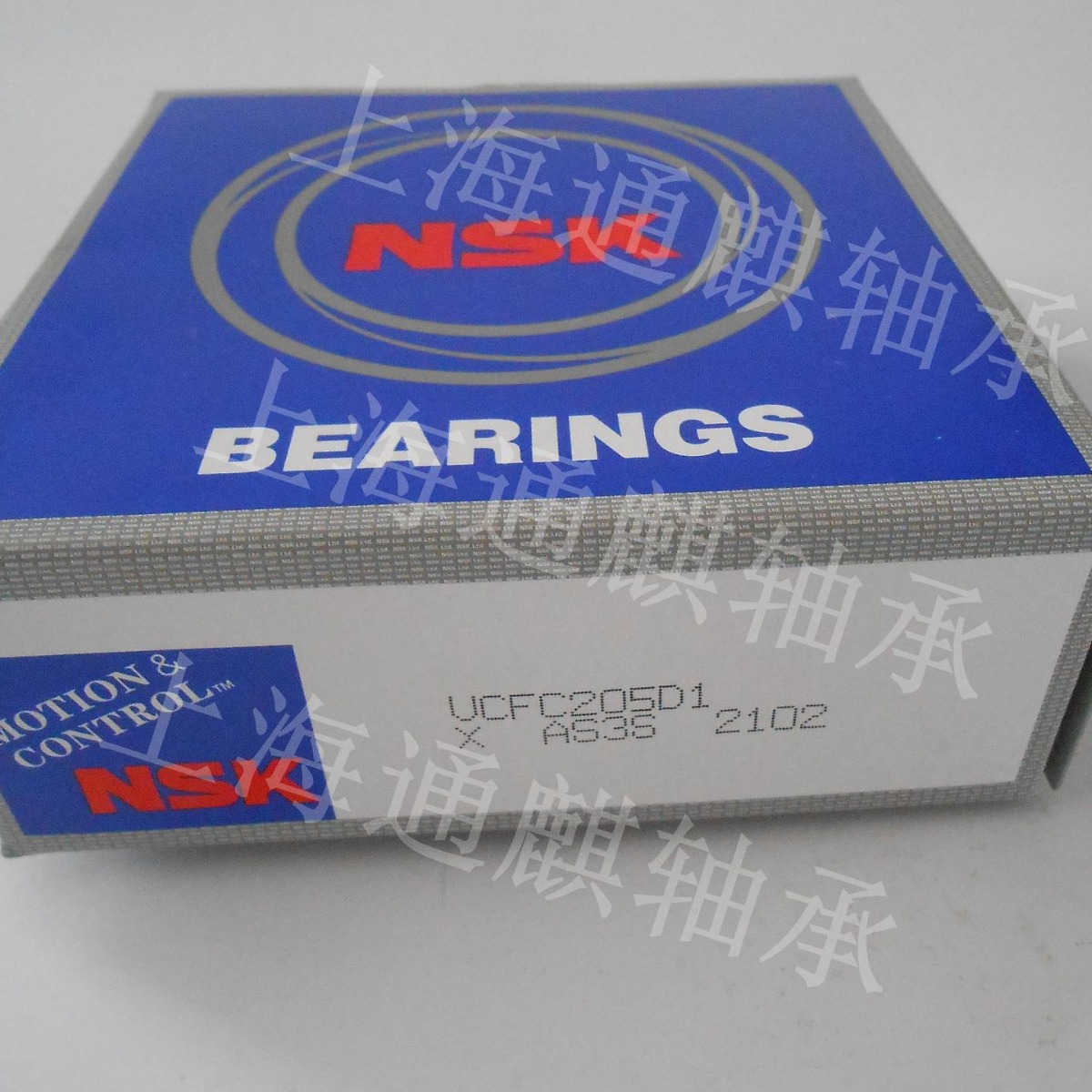 NSK带座外球面UCFC205D1轴承