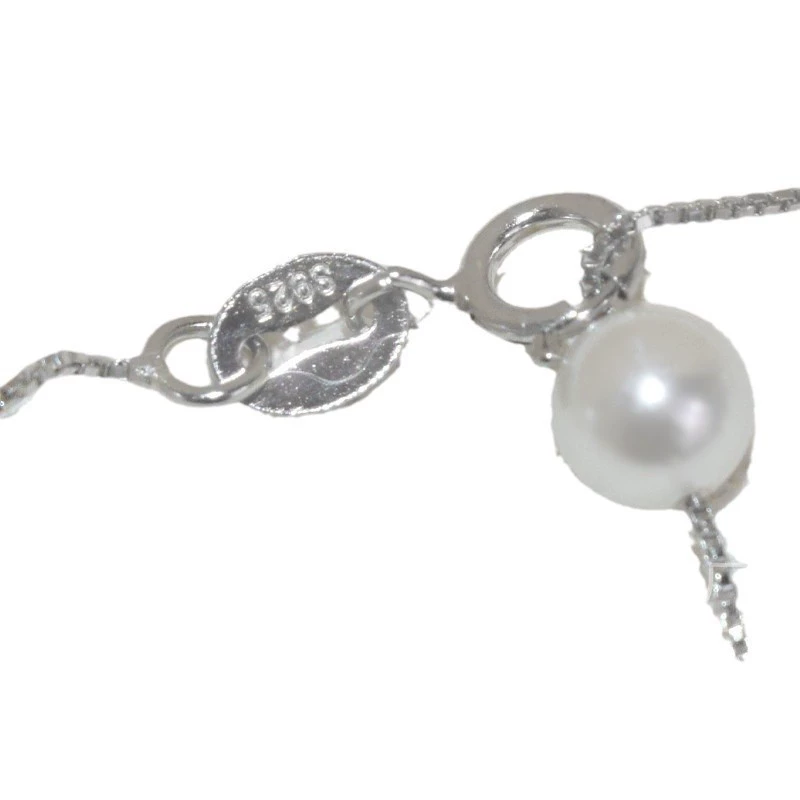 Sophisticated necklace from pearl, small design chain, silver 925 sample