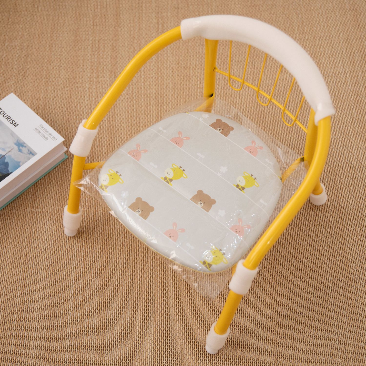 Children's Chair, Baby Eating Table and Chair, Kids Seat, Kindergarten Small Bench, Home Calling Chair, Infant and Toddler