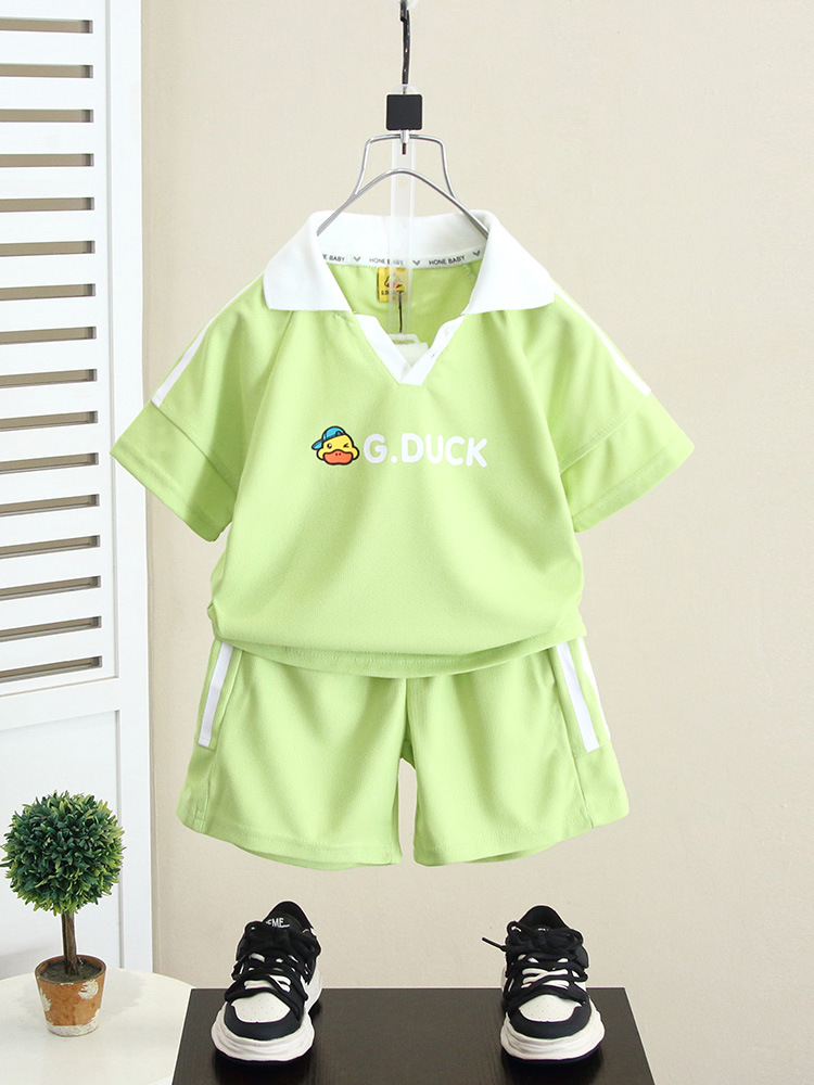 5560 Little Yellow Duck Ropa para niños Conjunto de polos de verano para niños 2025 Nuevos niños Bebé Verano Moda Manga corta