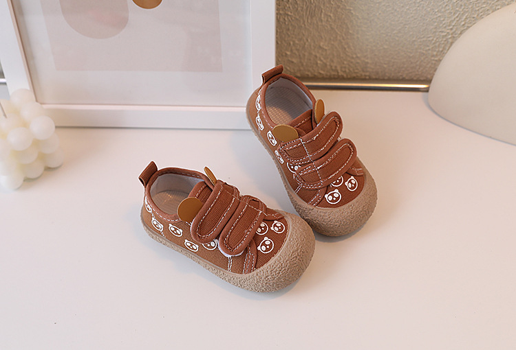Korean version cute cartoon children's canvas 2023 Spring and Autumn new trendy boys' biscuit shoes, girls' casual shoes_voghion.com