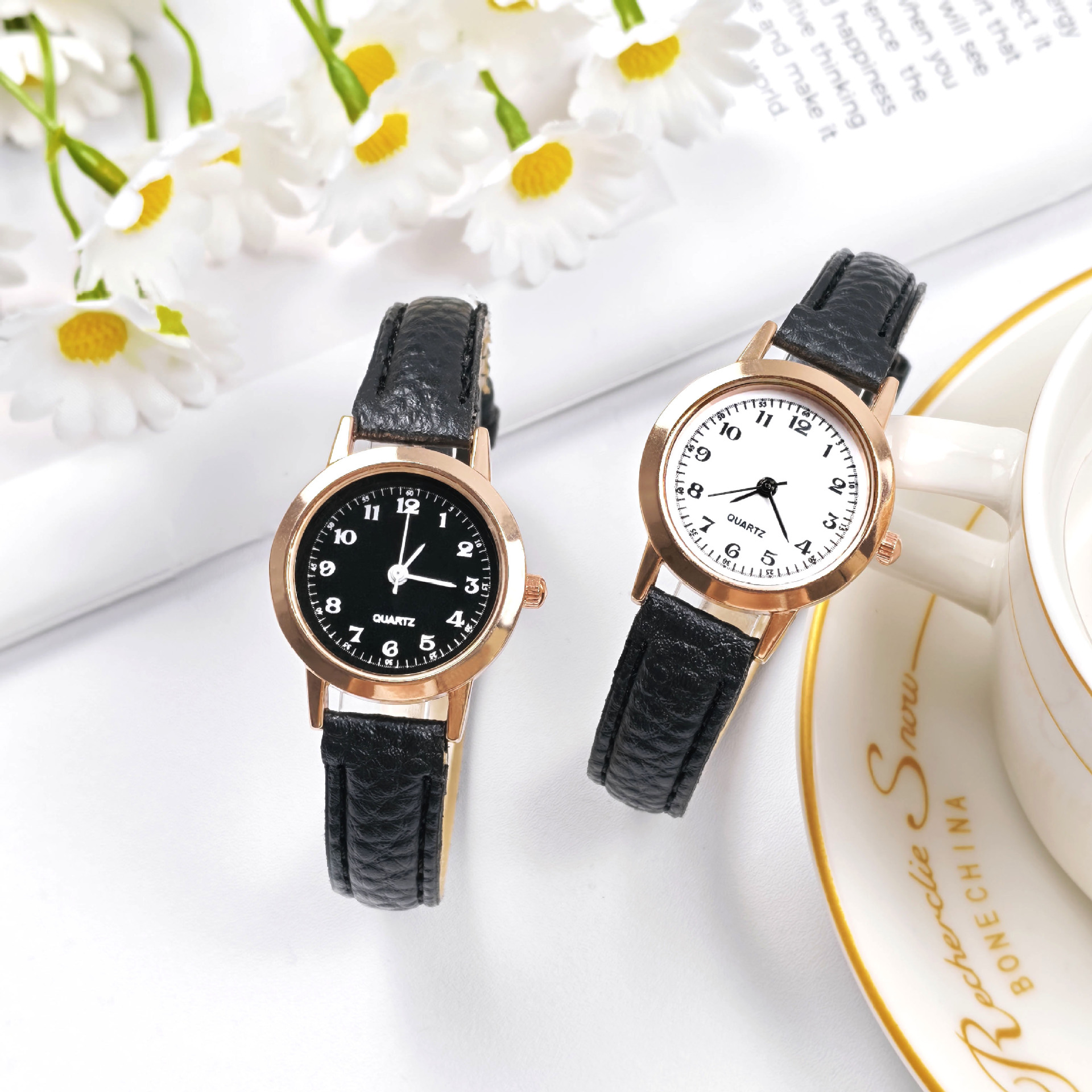 Lin Xiaozhai's Super Popular Small Round Watch, Retro Fashion Women's Wristwatch with Thin Leather Strap, Small Dial, Digital Style, Simple and Elegant Women's Watch