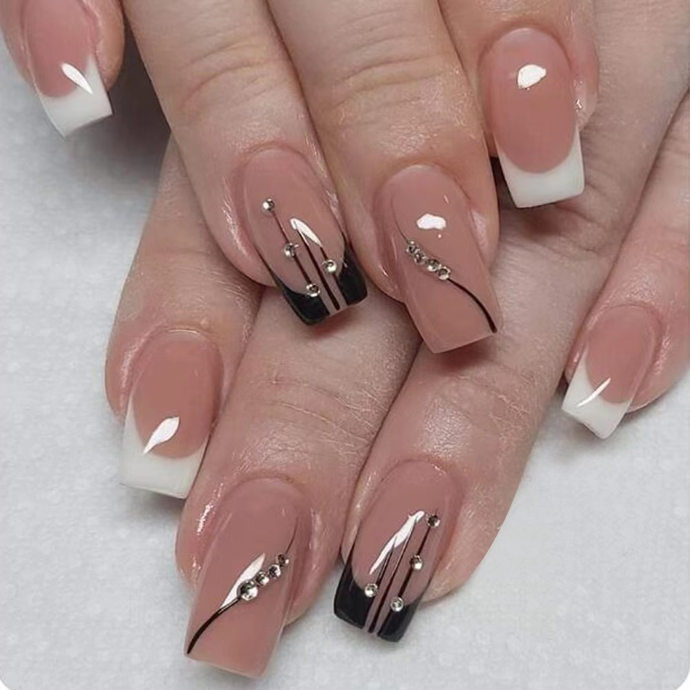 French-style nail tips 3