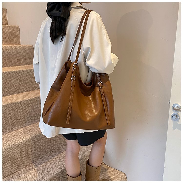 Fashionable Large Capacity Single Shoulder Crossbody Tote Bag_voghion.com