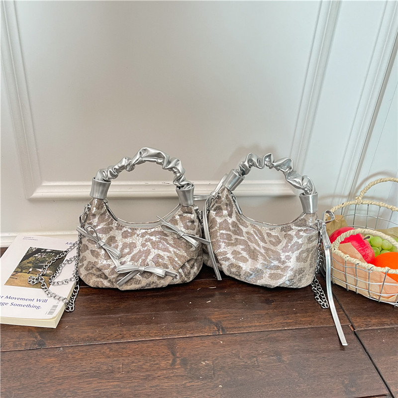 Mini children's handbag ballet style bag for girls 2026 new trendy sweet girl versatile shoulder chain bag