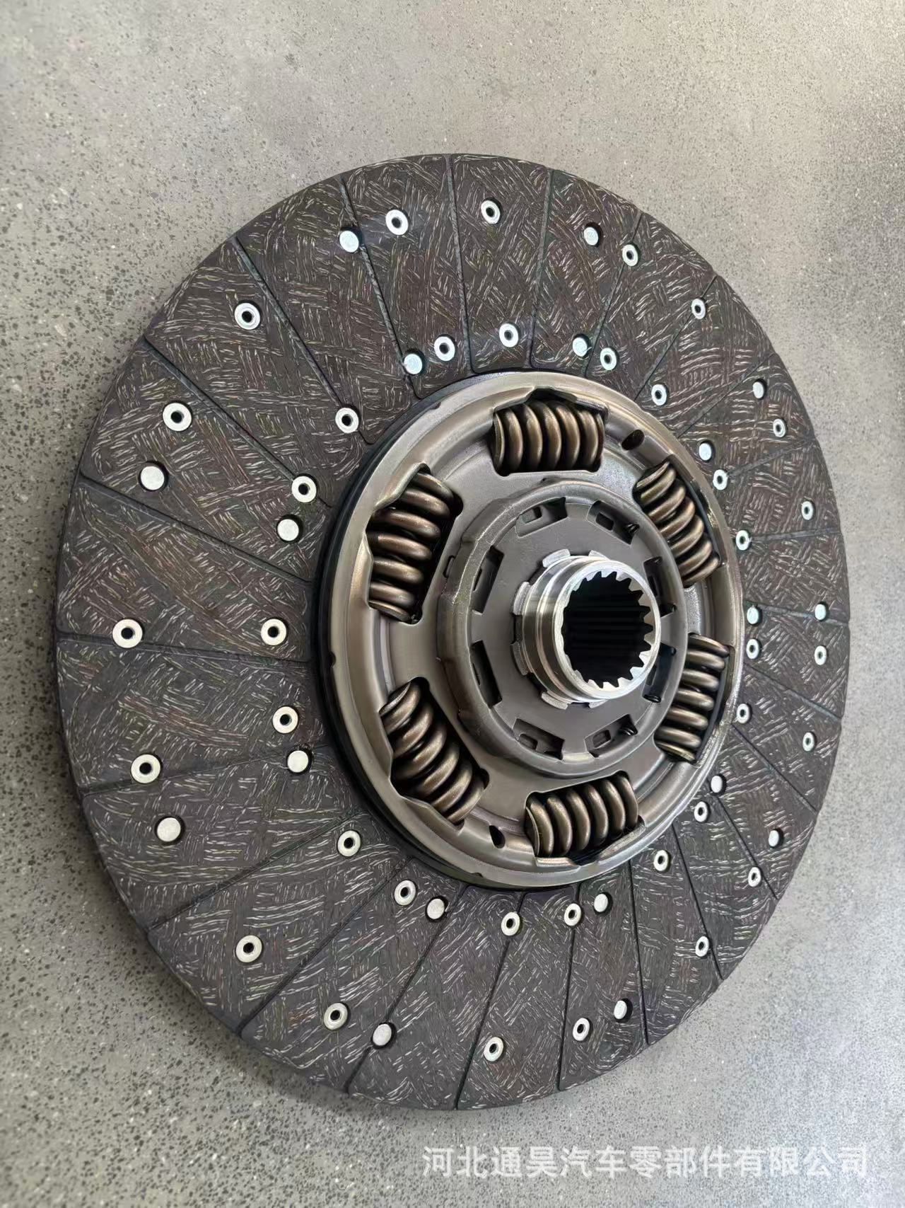 Cross-Border Clutch Disc for Mercedes Truck 1878007072
