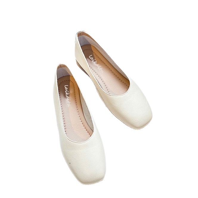 2026 verano nuevo estilo de zapatos de cuero de talón bajo con una sola zapata de cuero suave